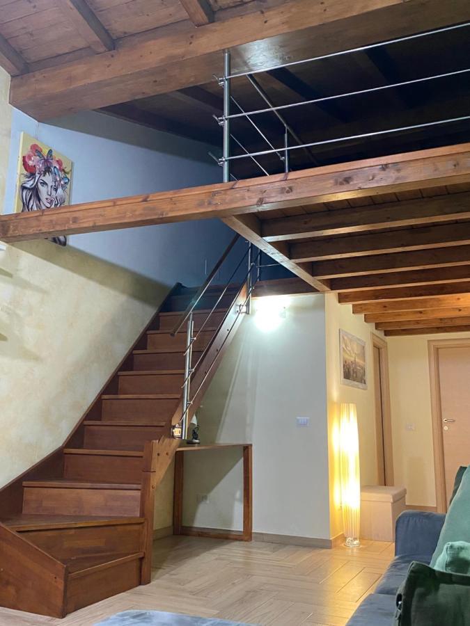 The “B” House Apartment คาตาเนีย ภายนอก รูปภาพ